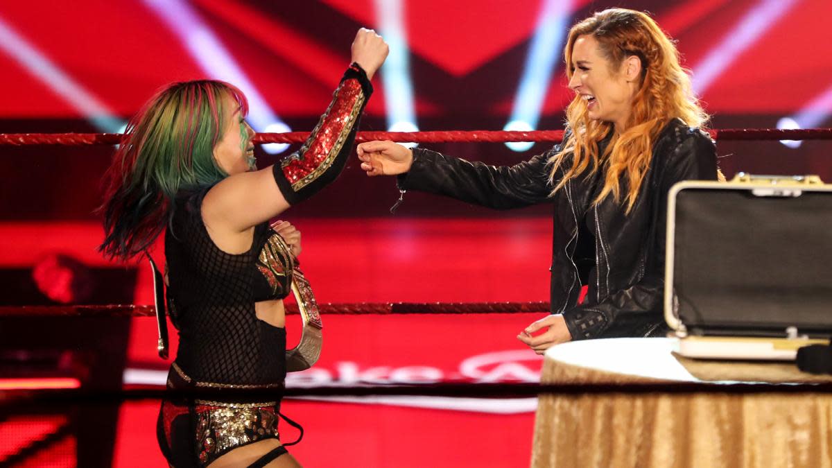 WWE Raw video highlights: Becky Lynch announces she's pregnant - WON/F4W -  WWE news, Pro Wrestling News, WWE Results, AEW News, AEW results