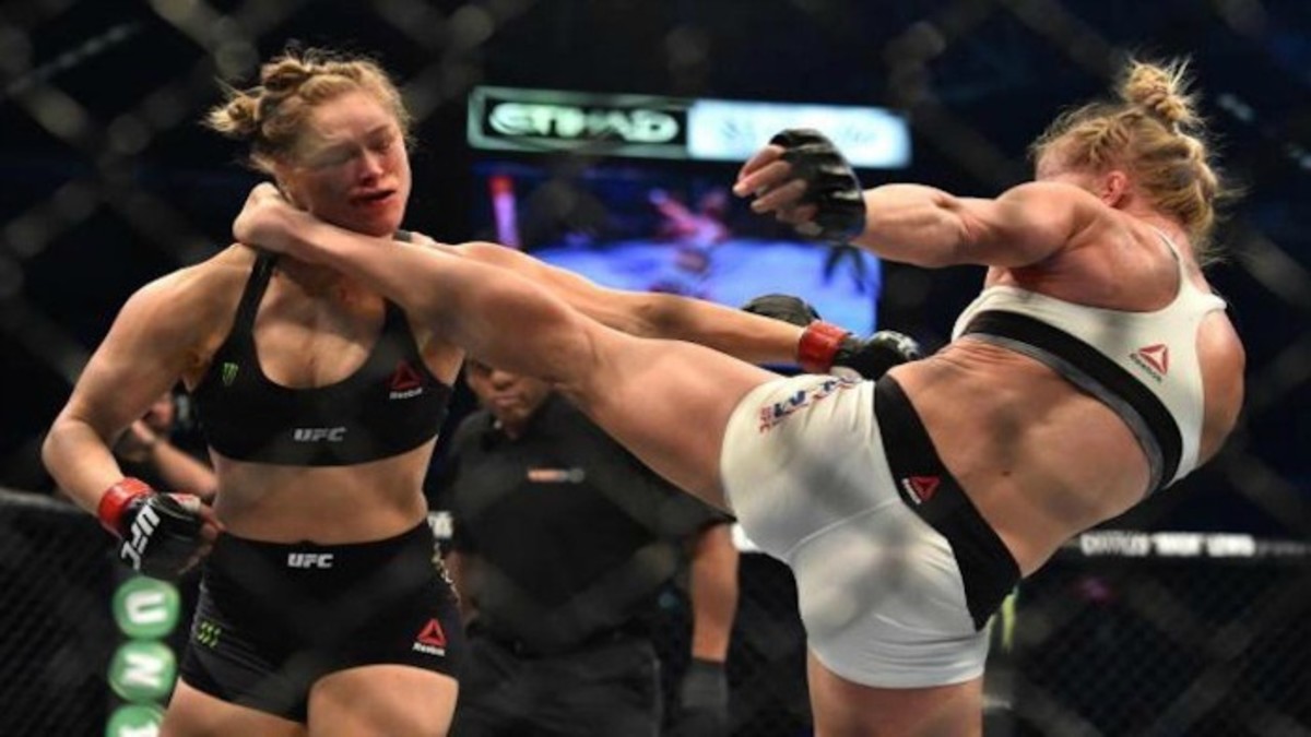 Holly-Holm-Ronda-Rousey-UFC.jpg