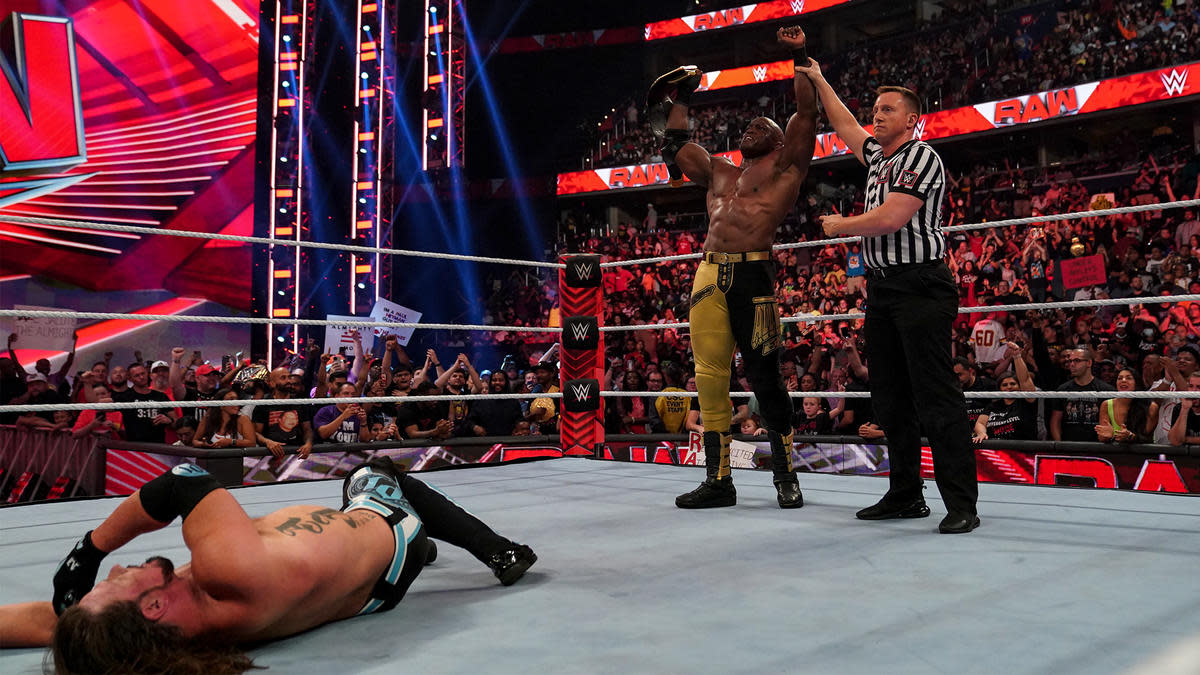 WWE Raw draws another strong ratings number, finishes first on cable.
