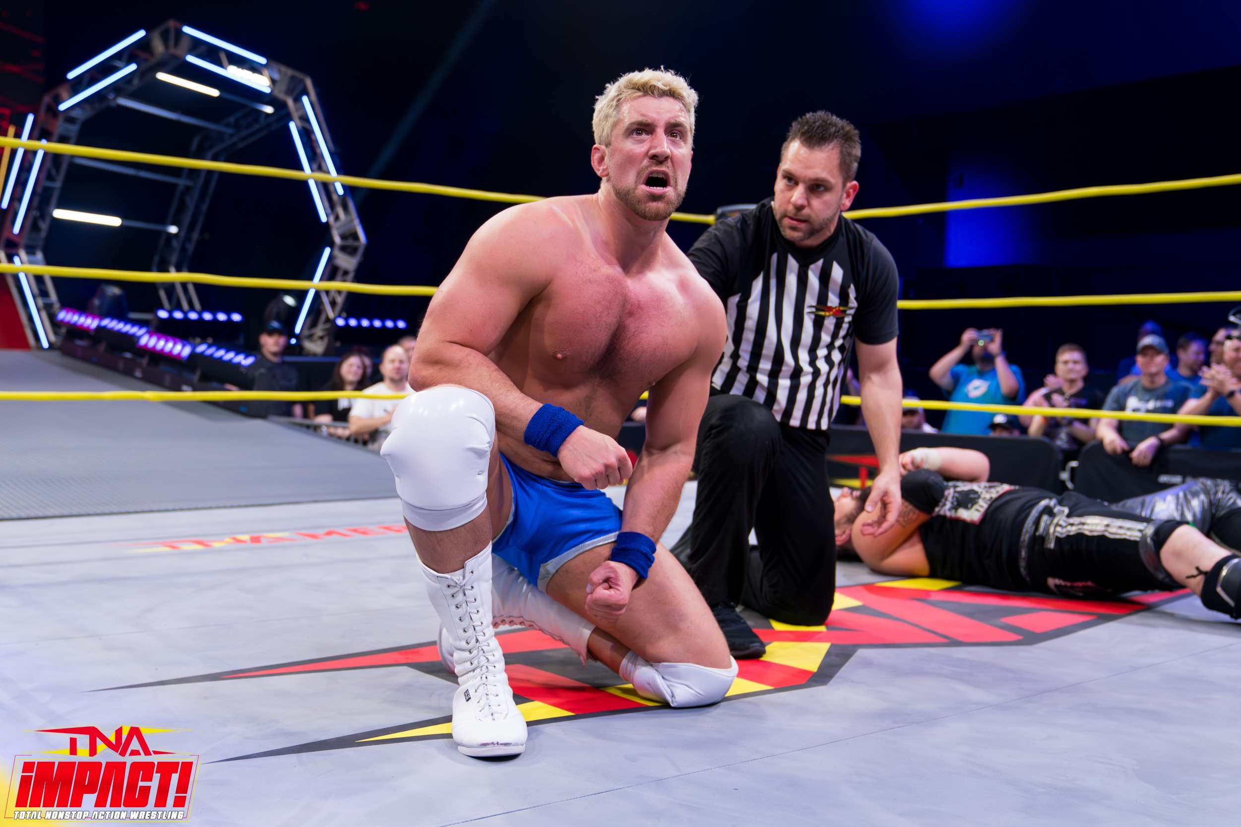 Joe Hendry