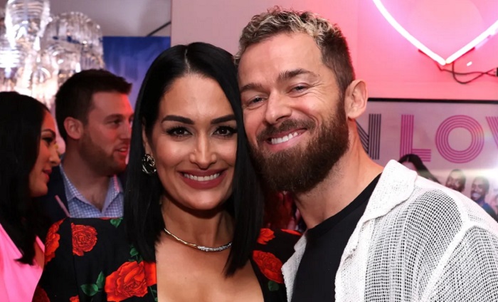 Nikki Bella Artem