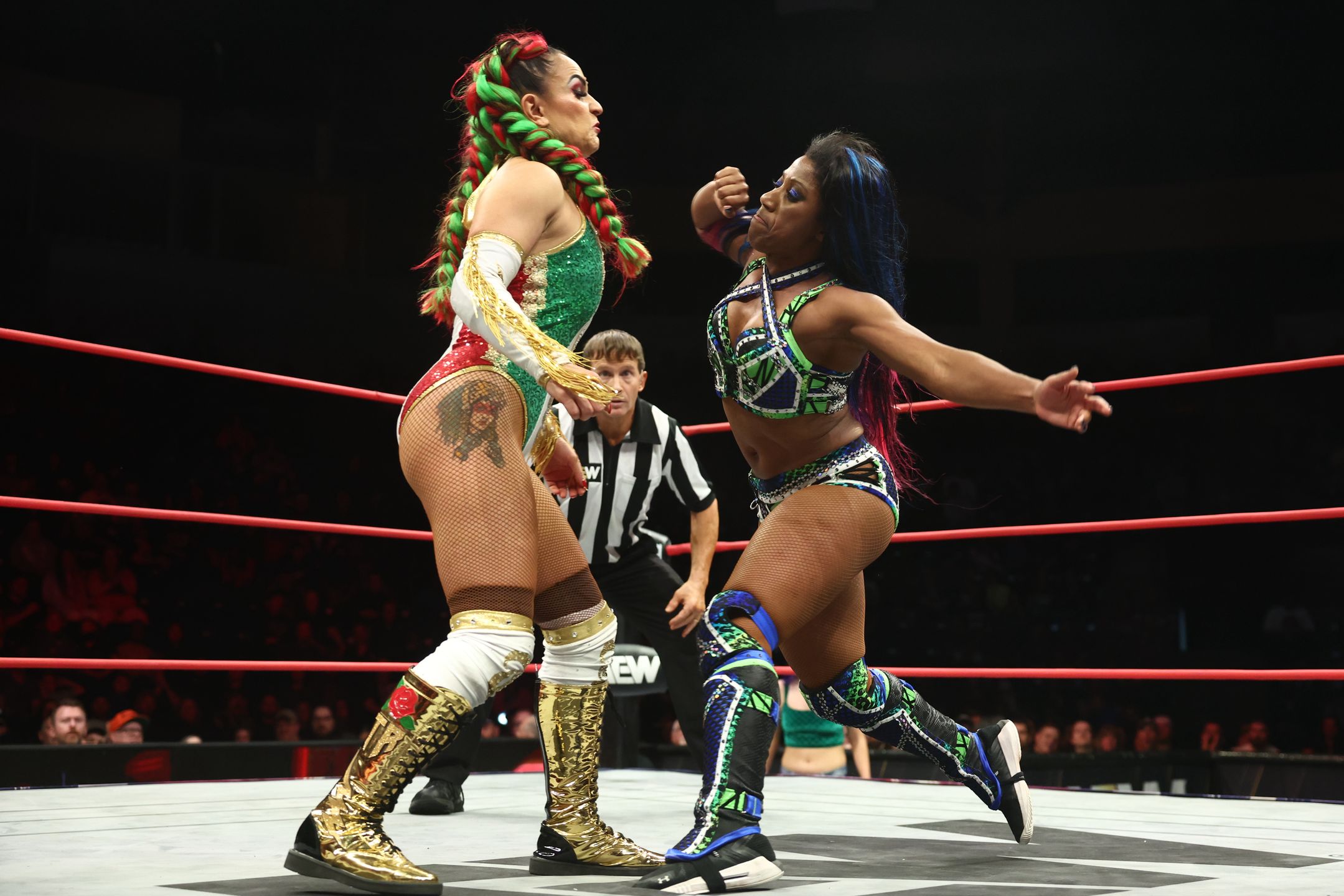 Athena vs. Thunder Rosa