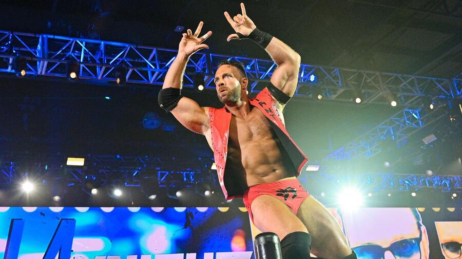 Rapport : Mise à jour sur le retour de LA Knight à la programmation de la WWE