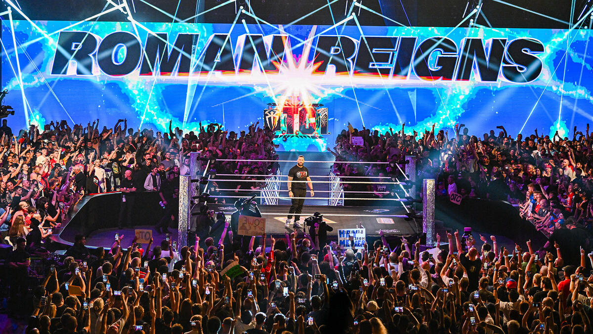 Florida restaurant thanks ‘true hero’ Roman Reigns for helping sick children