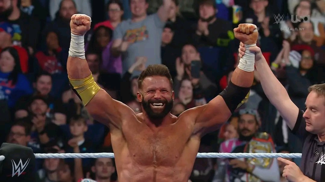 Matt Cardona re-signs with WWE, appears on SmackDown