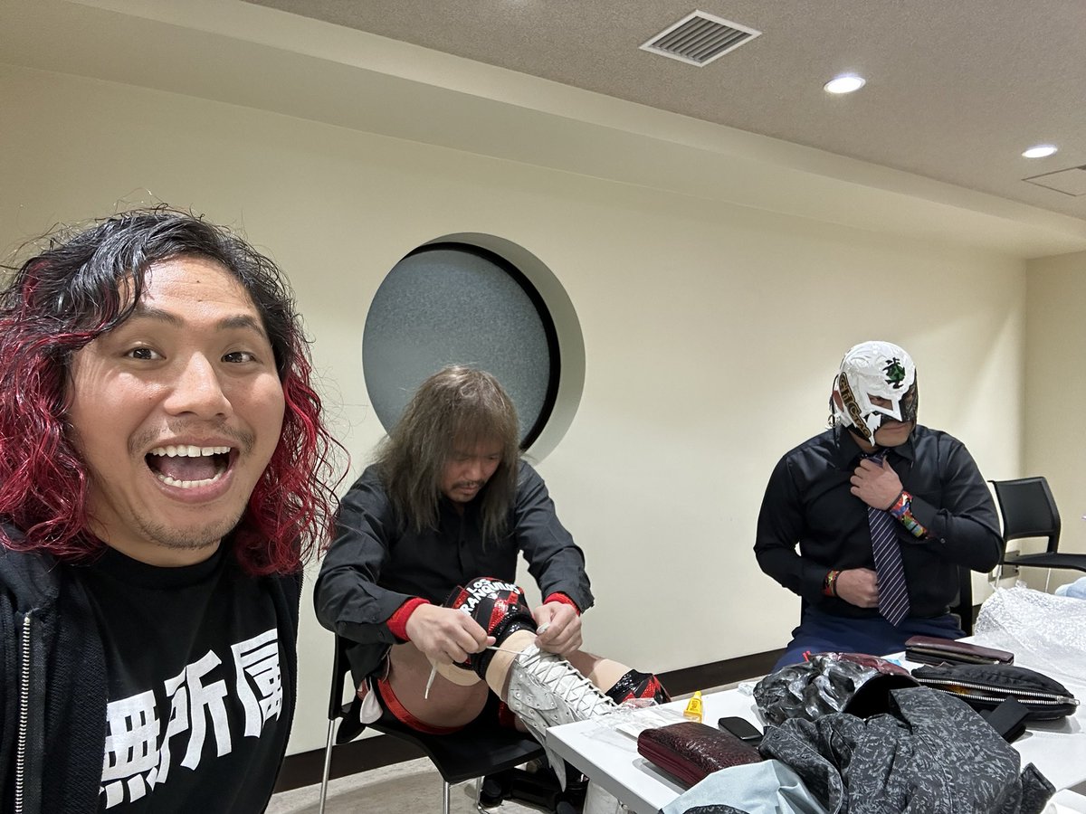 Tetsuya Naito wins gold in surprise Japanese wrestling return