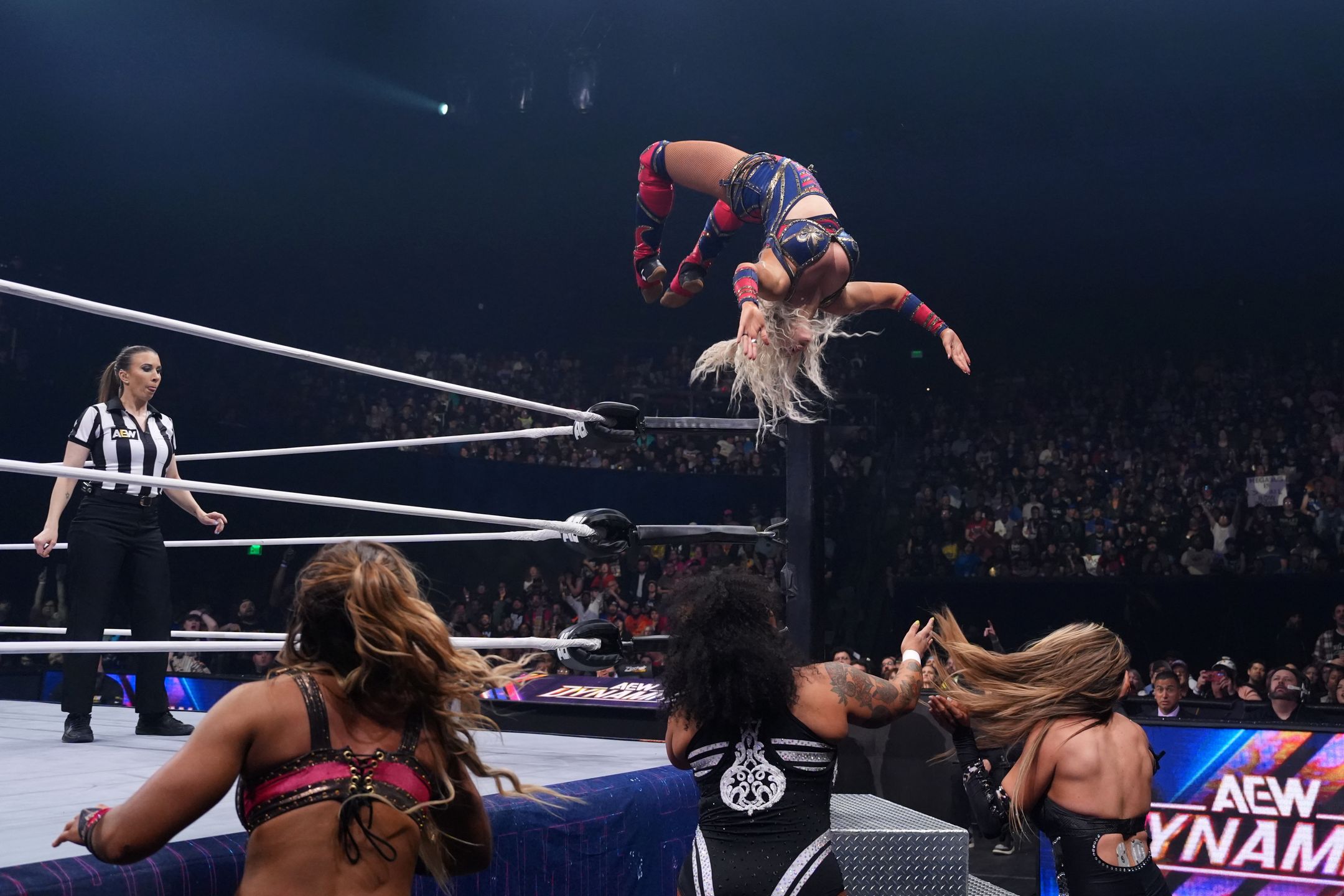 FREE B&V! AEW Dynamite and NXT reviews plus backstage notes!