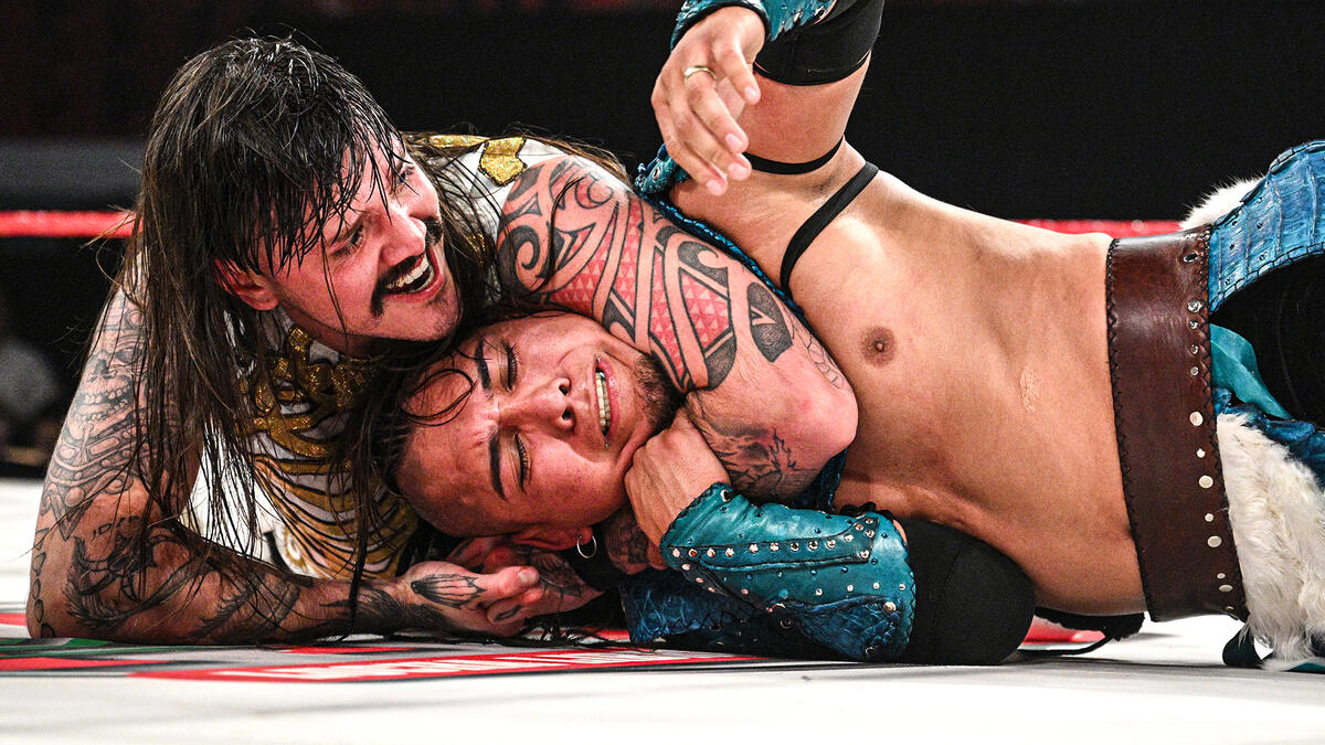 El Hijo del Vikingo proposes stipulation for upcoming AAA Rey de Reyes title match