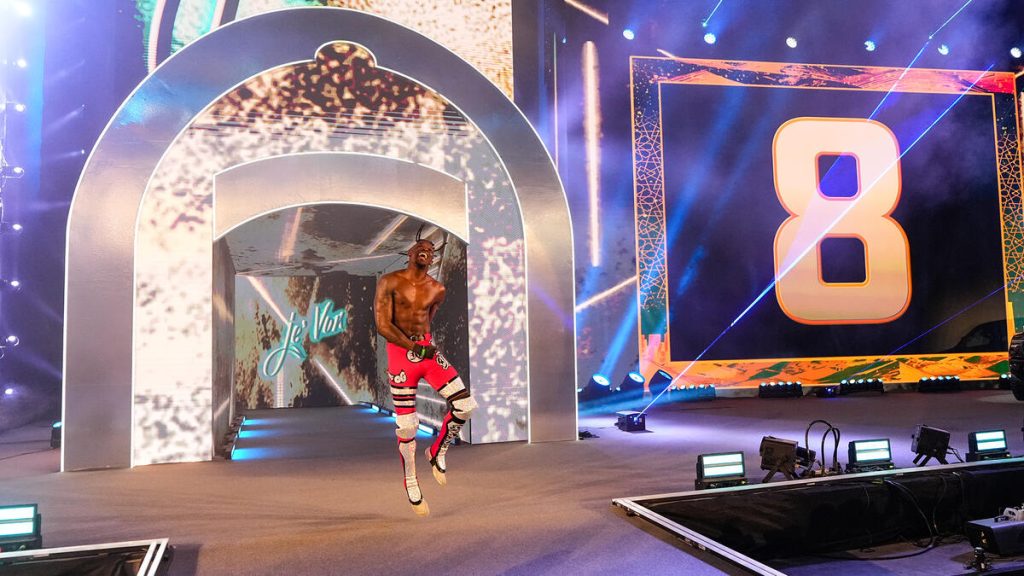 Kevin Nash critiques Je’Von Evans: ‘I just want him to have a little bit of an edge’