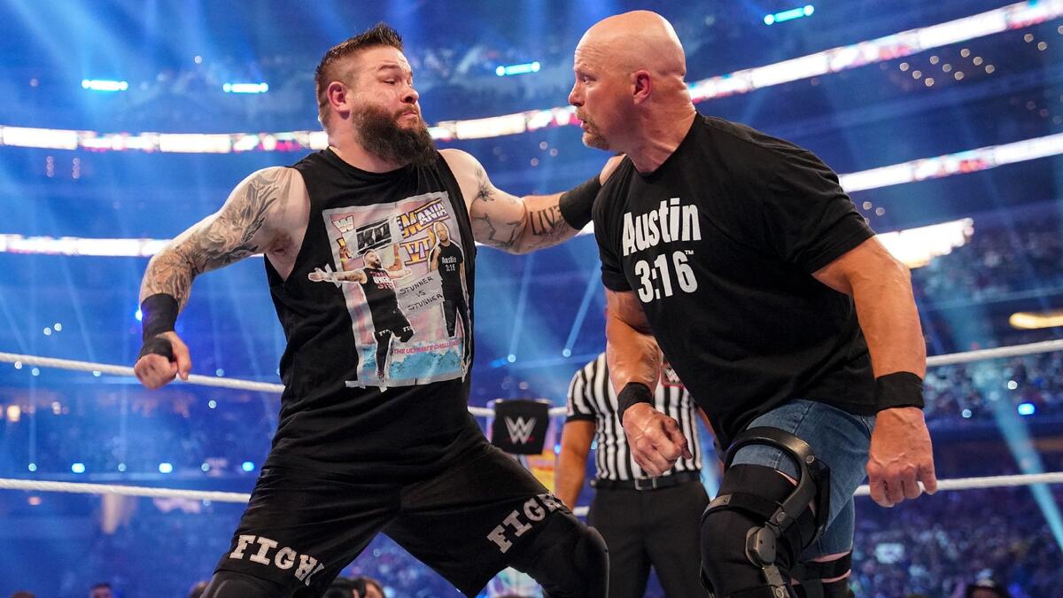 Steve Austin Kevin Owens WWE WrestleMania 38