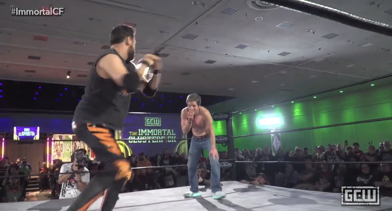 Bryan Alvarez pins Sean Ross Sapp at GCW Immortal Clusterf***