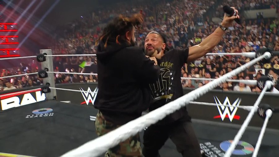 Jacob Fatu vs. Roman Reigns