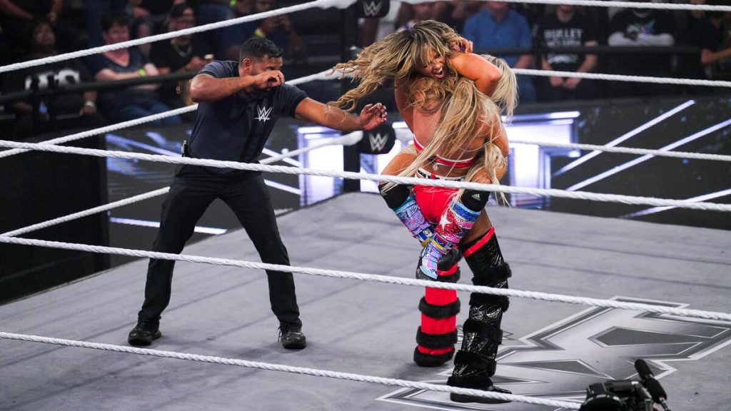 Lola Vice Izzi Dame WWE