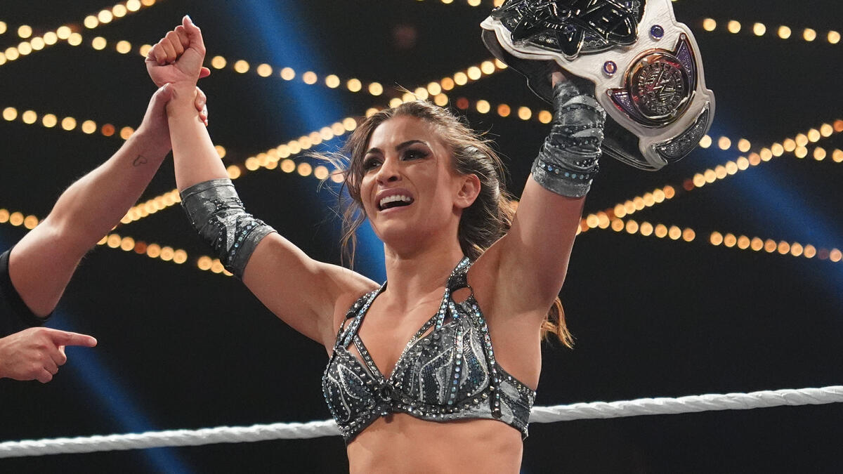 Kendal Grey addresses Dave Meltzer praise in TMZ interview