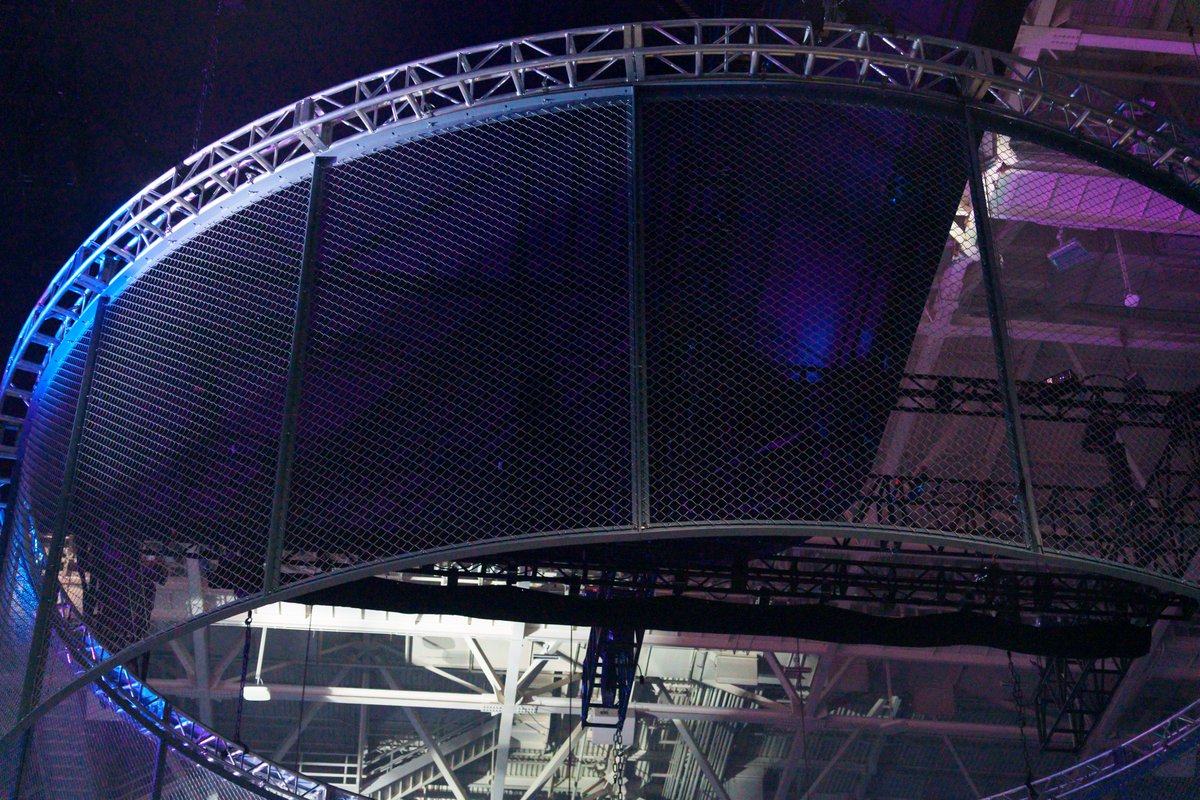 AEW Death's Door cage