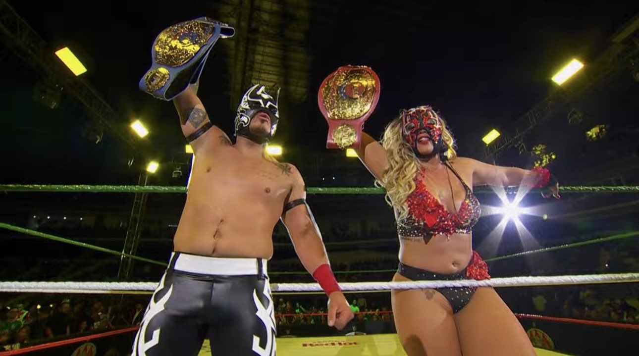 Laredo Kid & La Hiedra win the AAA Mixed Tag Team titles