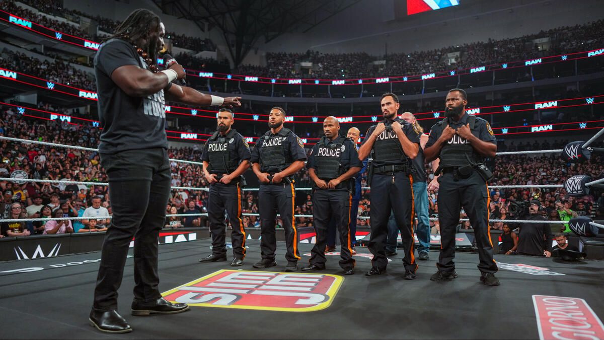 Dustin Rhodes reveals identity of police officer from WWE Raw after social media debate