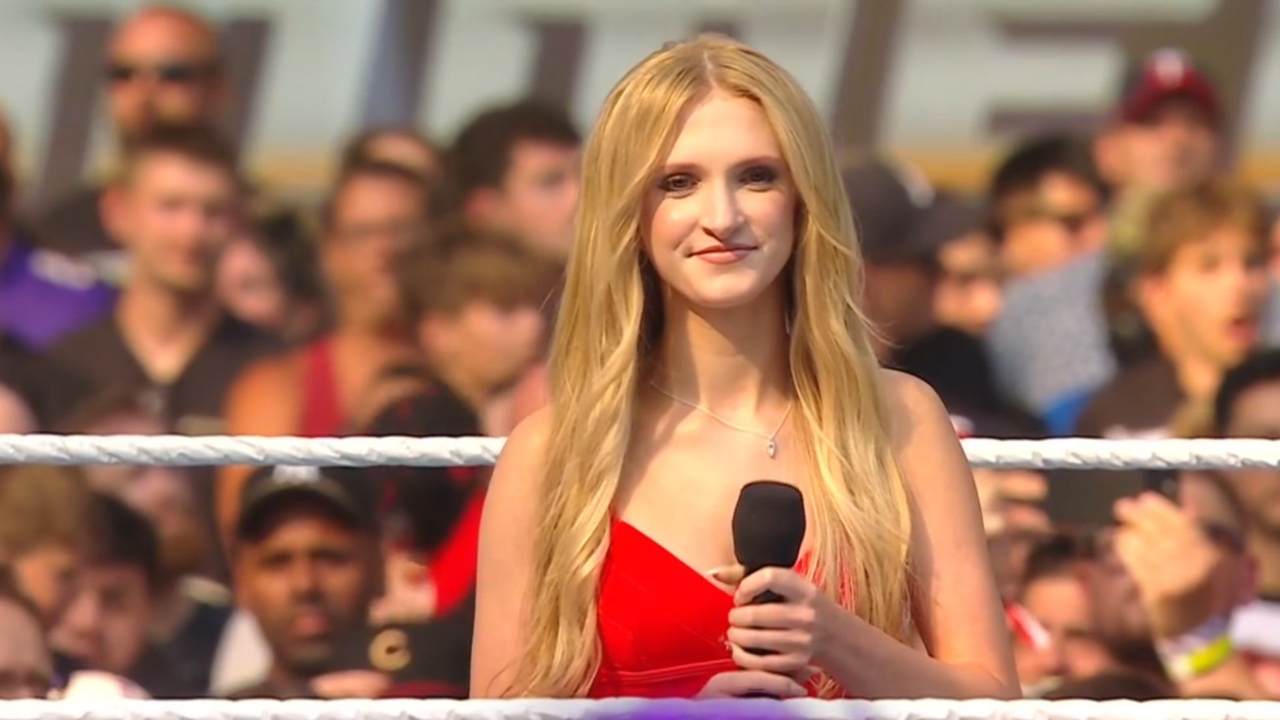Daughter of Triple H & Stephanie McMahon sings 'God Bless America' at WWE SummerSlam